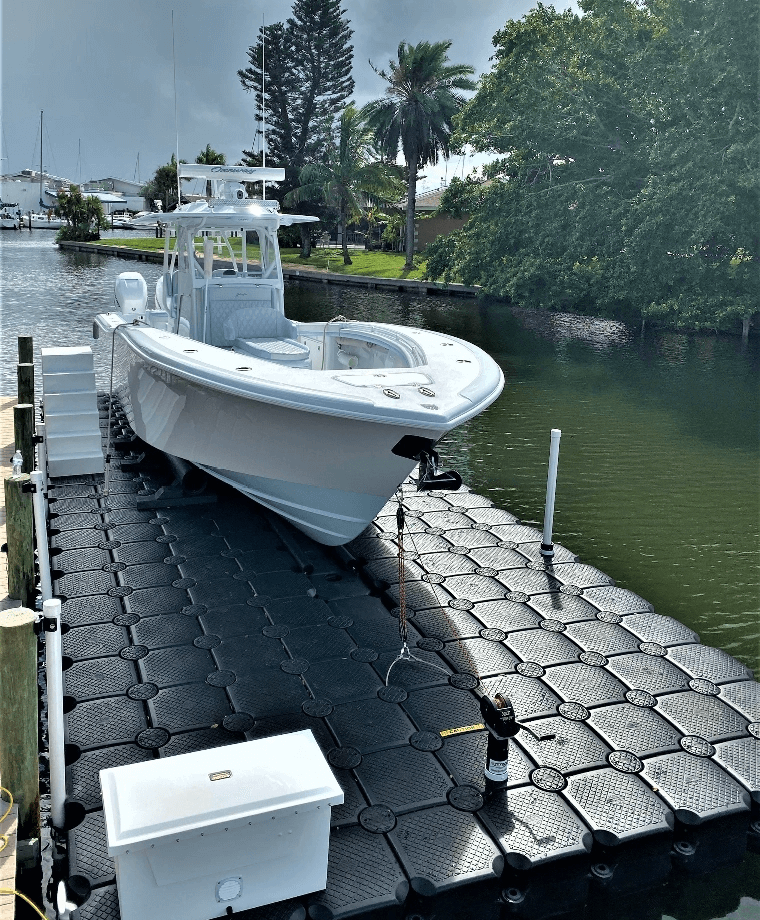 Air Assisted Floating Boat Lifts