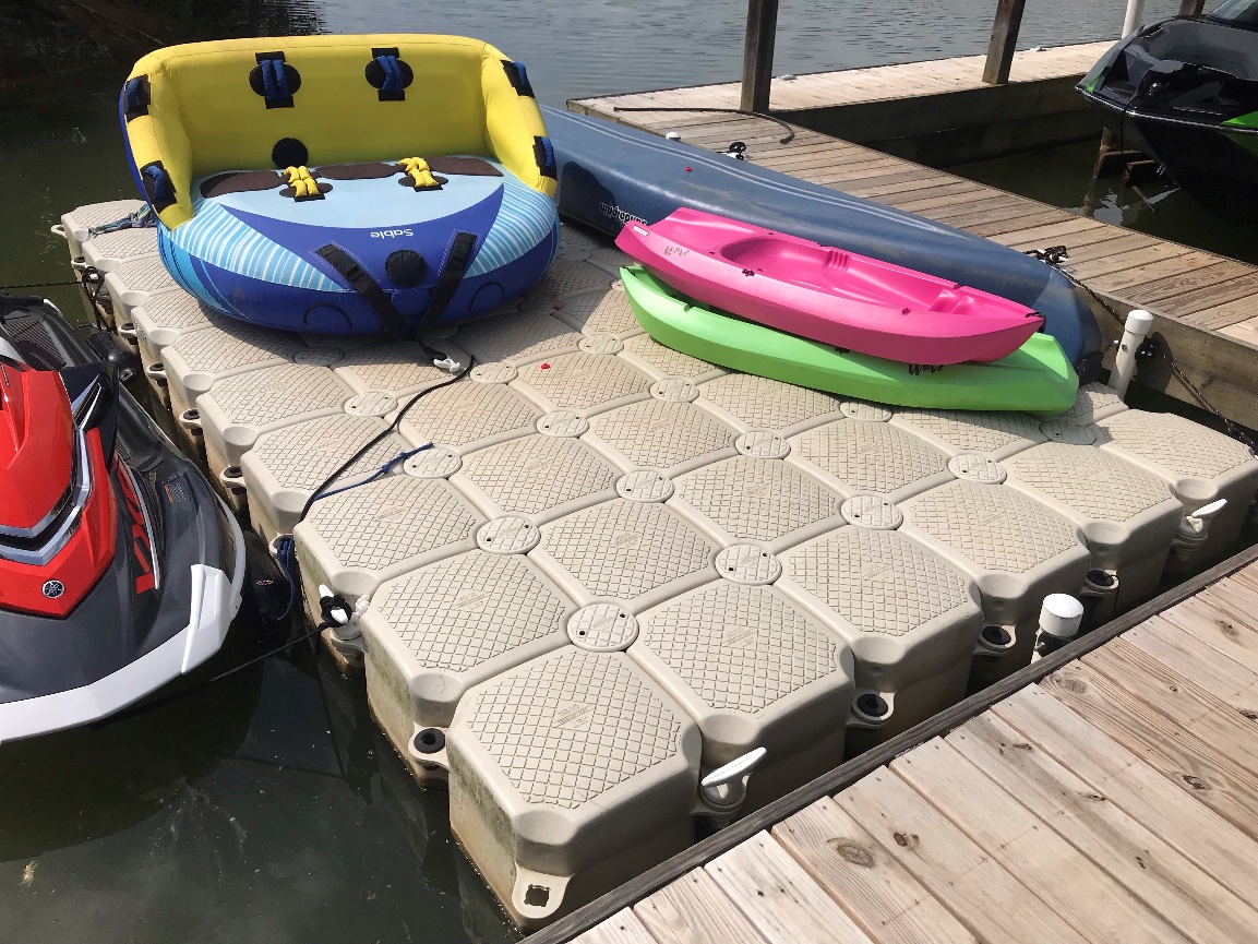 Dock Platform for swimming with boat accessories ontop
