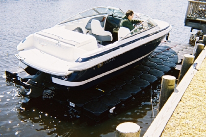 Drive On Boat Lift | Discover 22' Universal Drive On 