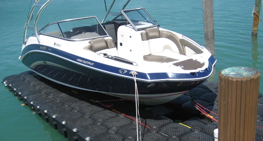 small floating boat lift with small power boat